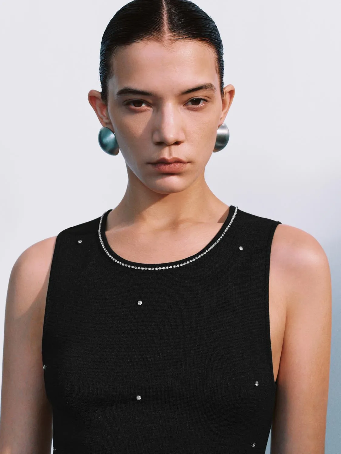 Knitted Sleeveless Mini Dresses sold by Urban Revivo product image thumbnail 3