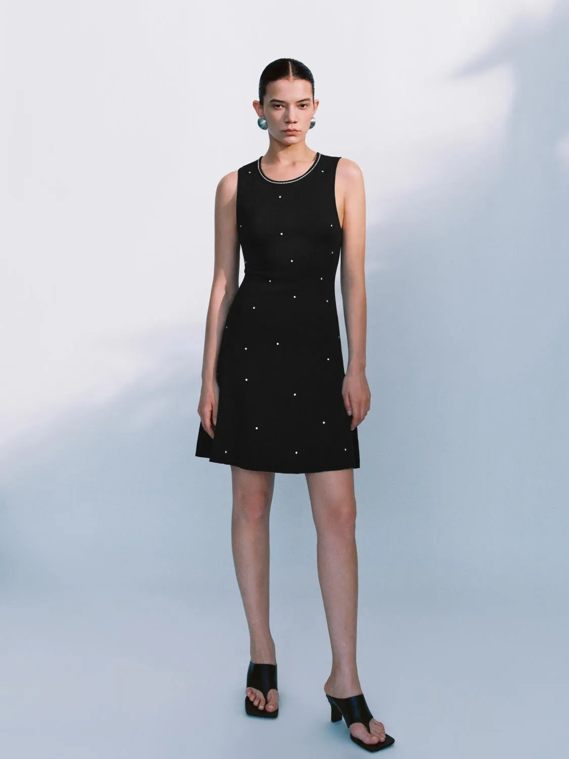 Knitted Sleeveless Mini Dresses sold by Urban Revivo product image thumbnail 4