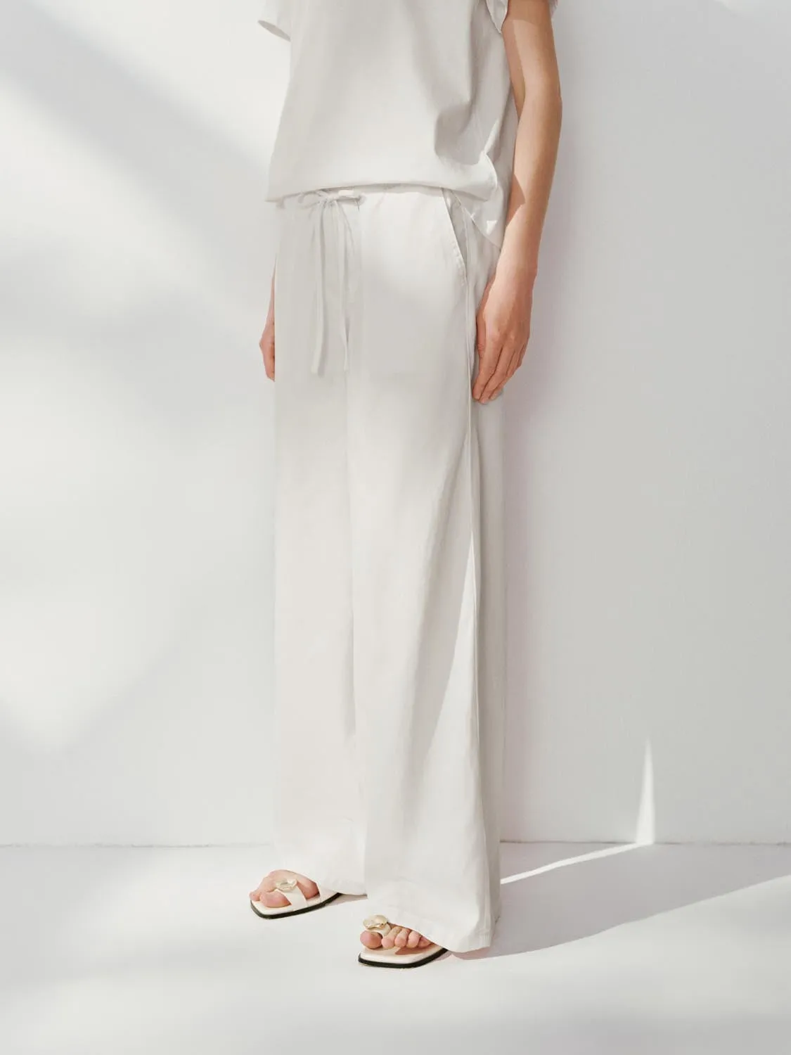 Drawstring Denim Jeans sold by Urban Revivo product image thumbnail 3