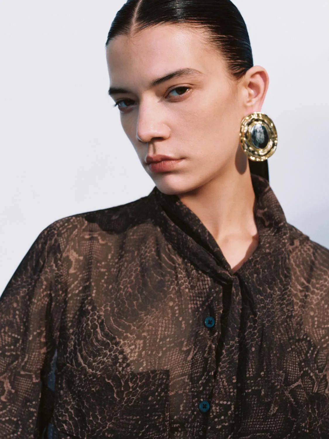 Shirts sold by Urban Revivo product image thumbnail 3