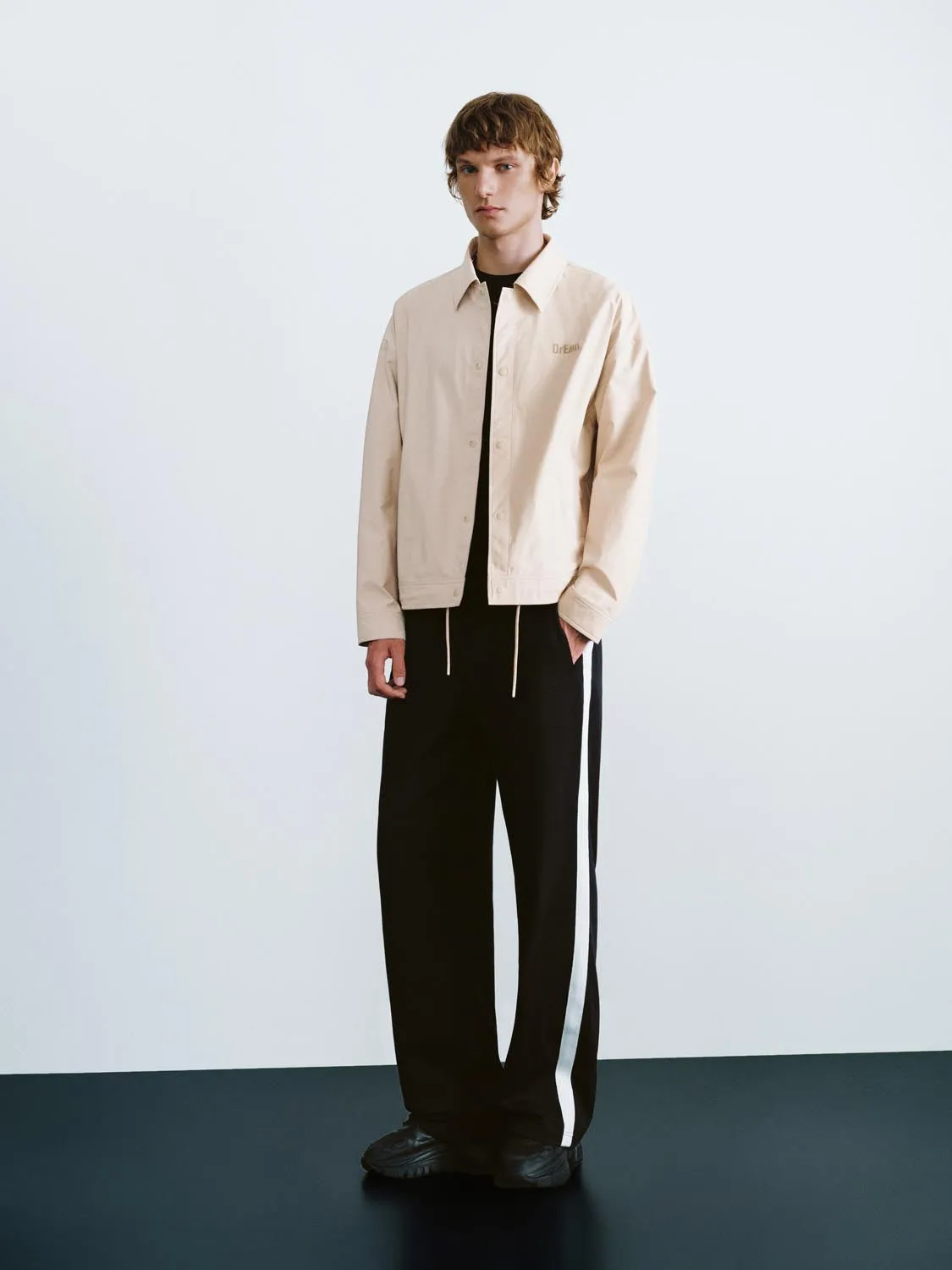 Jackets sold by Urban Revivo product image thumbnail 5