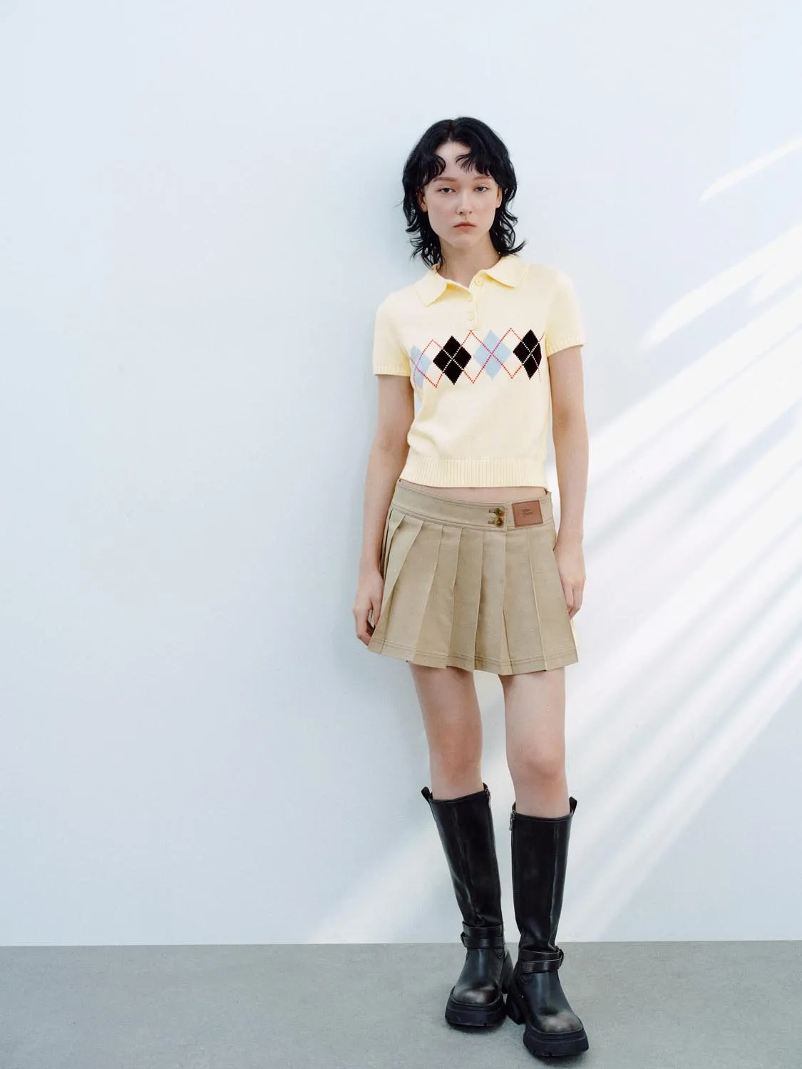 Short Sleeve Knitted T-Shirts sold by Urban Revivo product image thumbnail 4