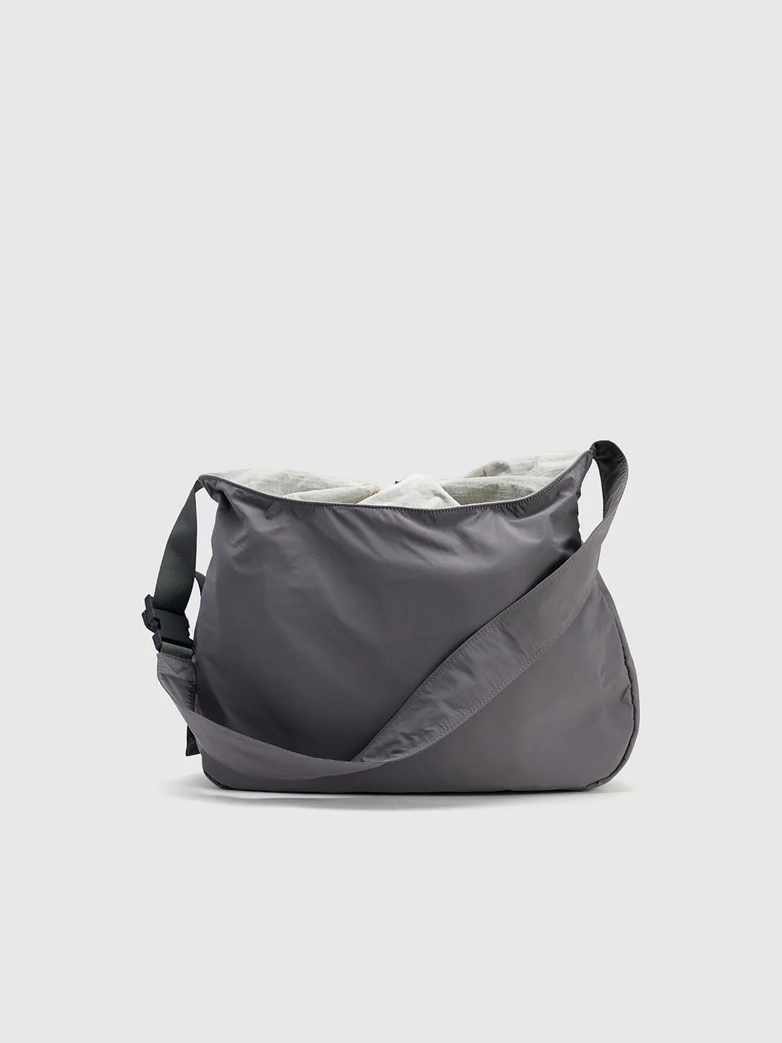 Crossbody Bags sold by Urban Revivo product image thumbnail 3