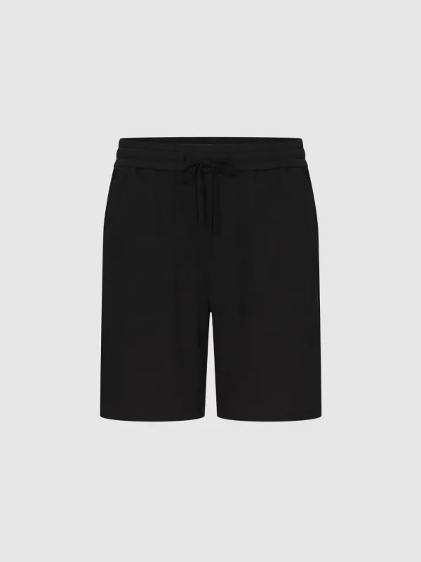 Shorts sold by Urban Revivo