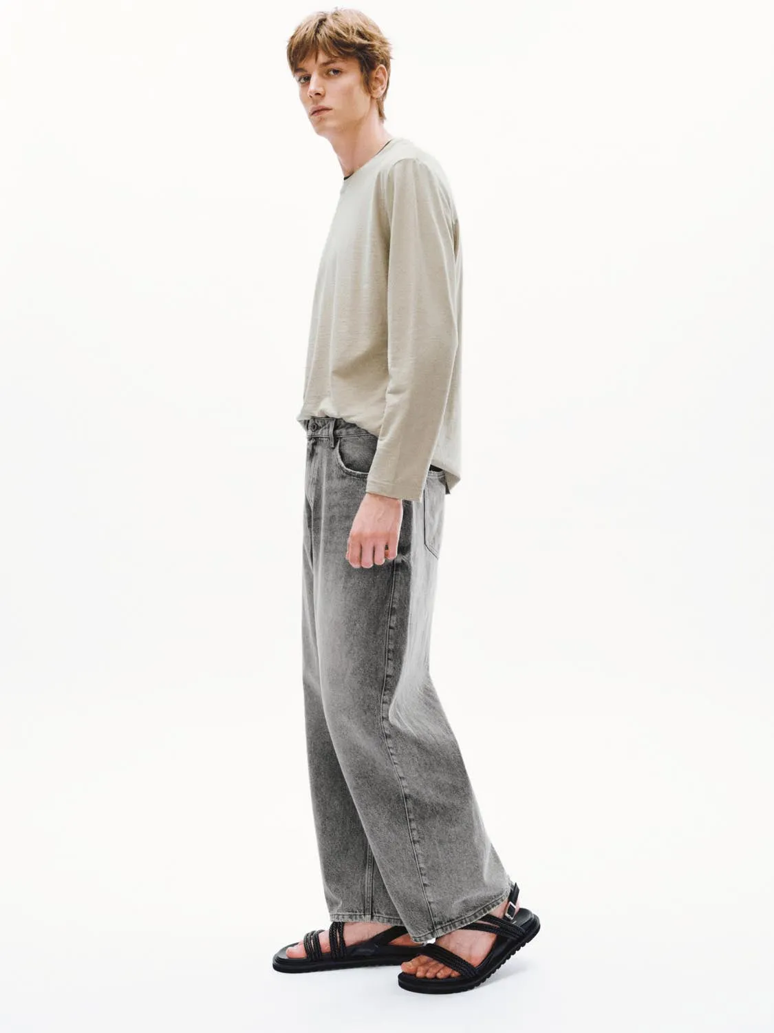 Long Sleeve T-Shirts sold by Urban Revivo product image thumbnail 5