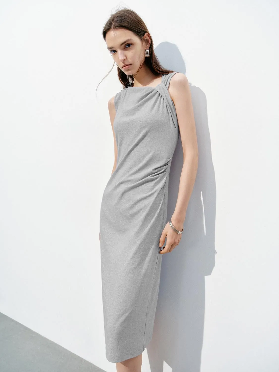 Skinny-Fit Sleeveless Maxi Dresses sold by Urban Revivo product image thumbnail 2