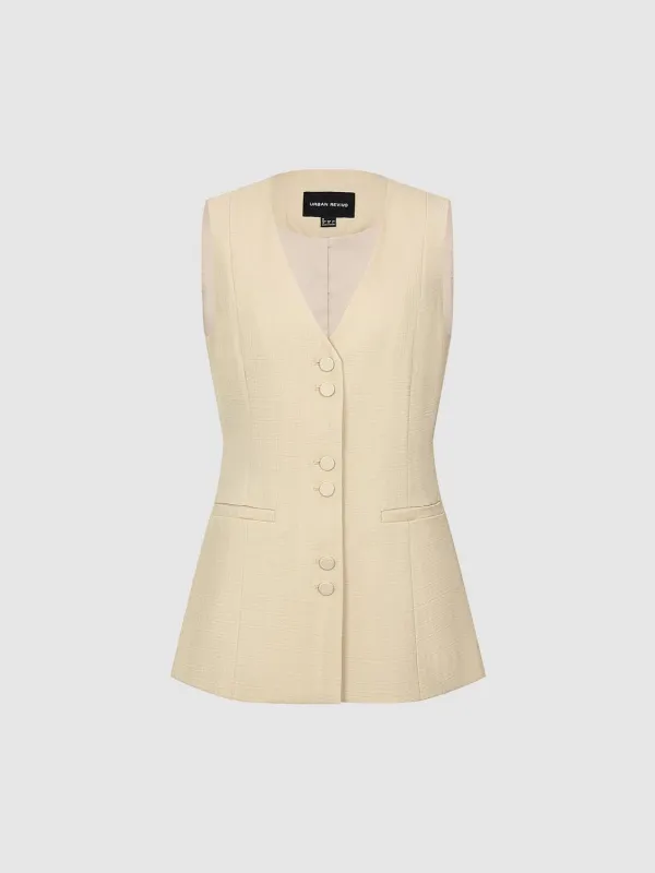 Vests sold by Urban Revivo