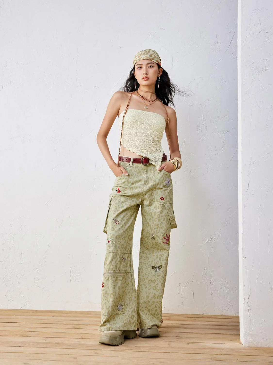 Textured Bandeau sold by Urban Revivo product image thumbnail 3