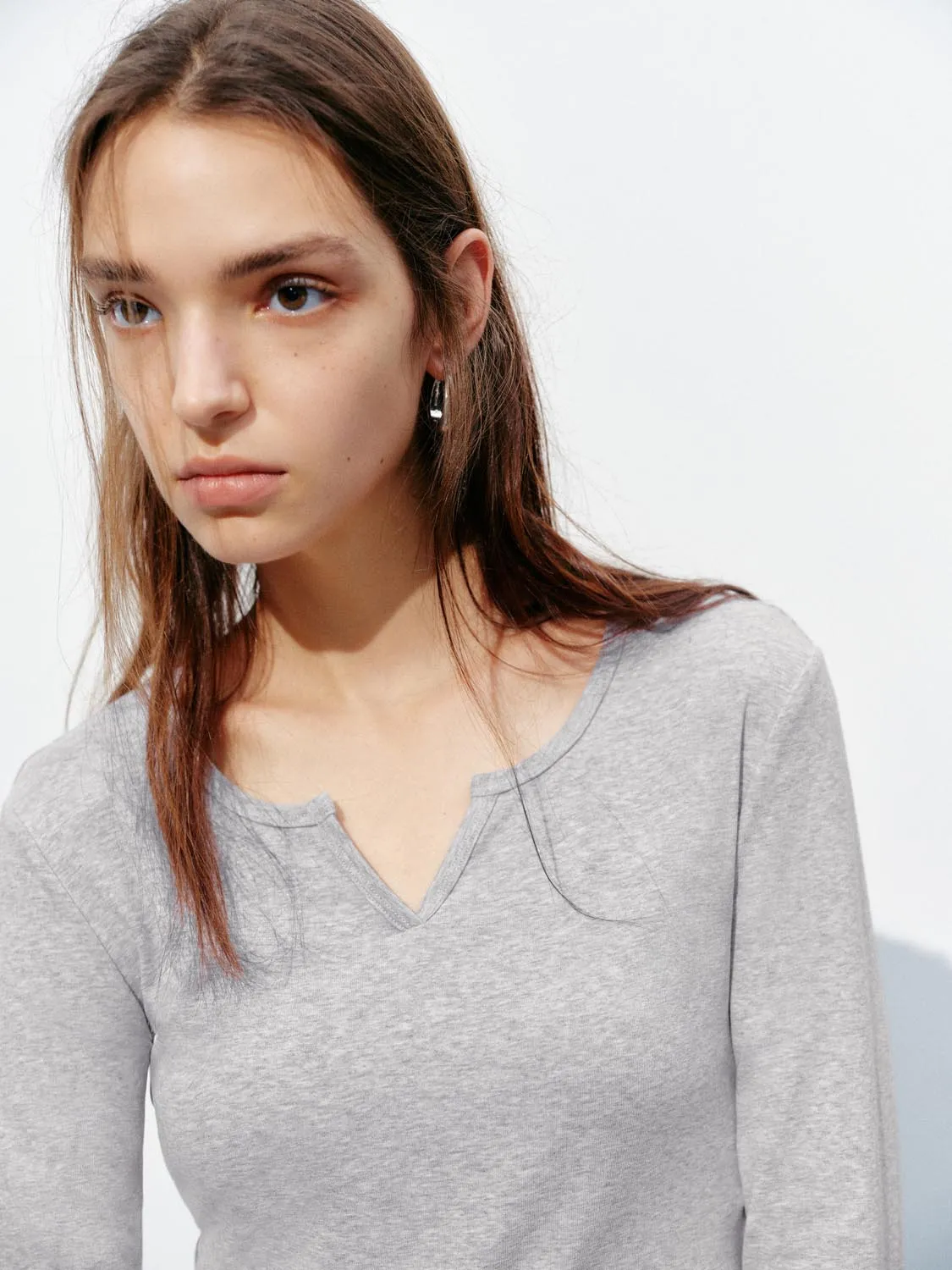 Long Sleeve T-Shirts sold by Urban Revivo product image thumbnail 3