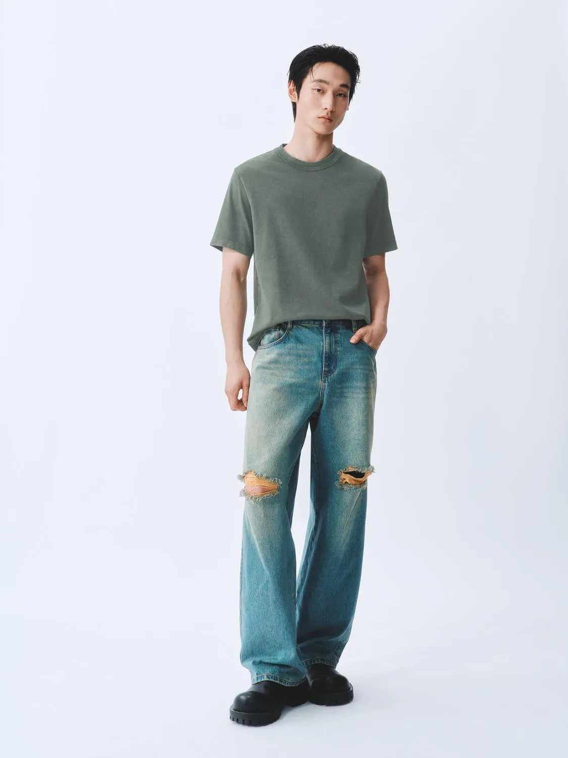 T-Shirts sold by Urban Revivo product image thumbnail 5