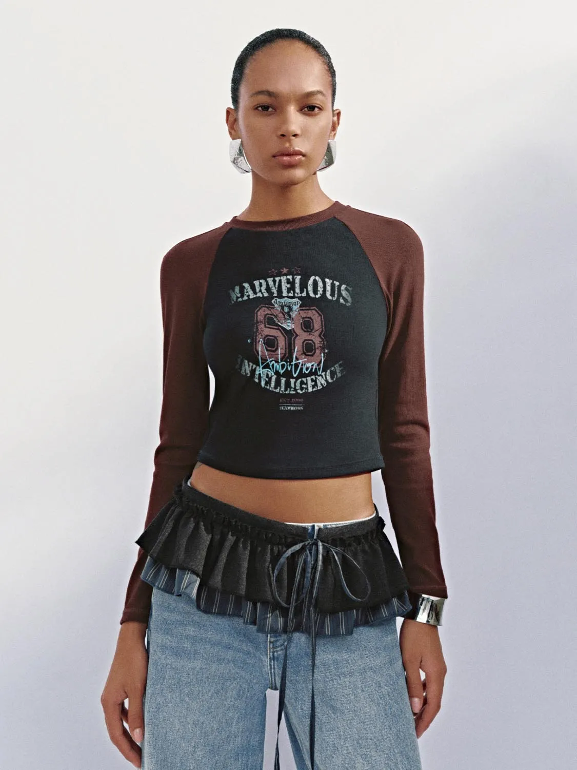 Cropped T-Shirts sold by Urban Revivo