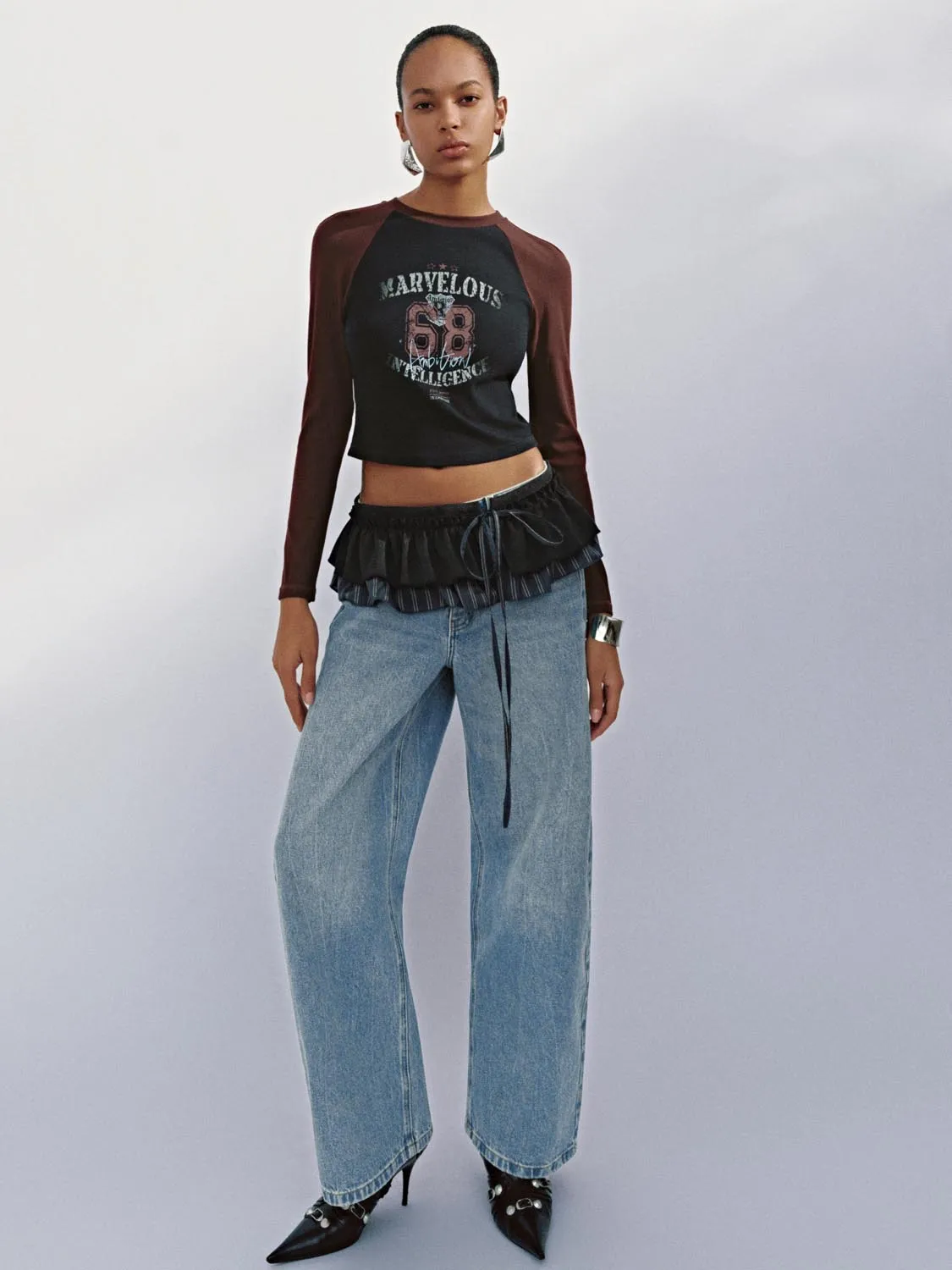 Cropped T-Shirts sold by Urban Revivo product image thumbnail 4