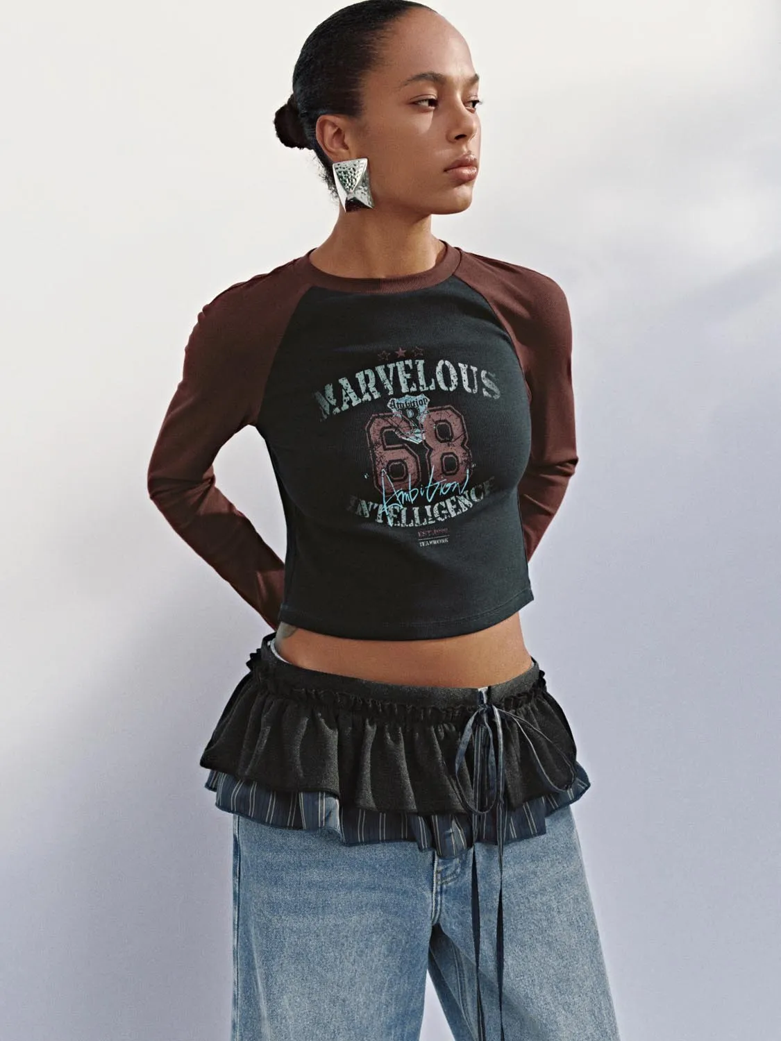 Cropped T-Shirts sold by Urban Revivo product image thumbnail 2