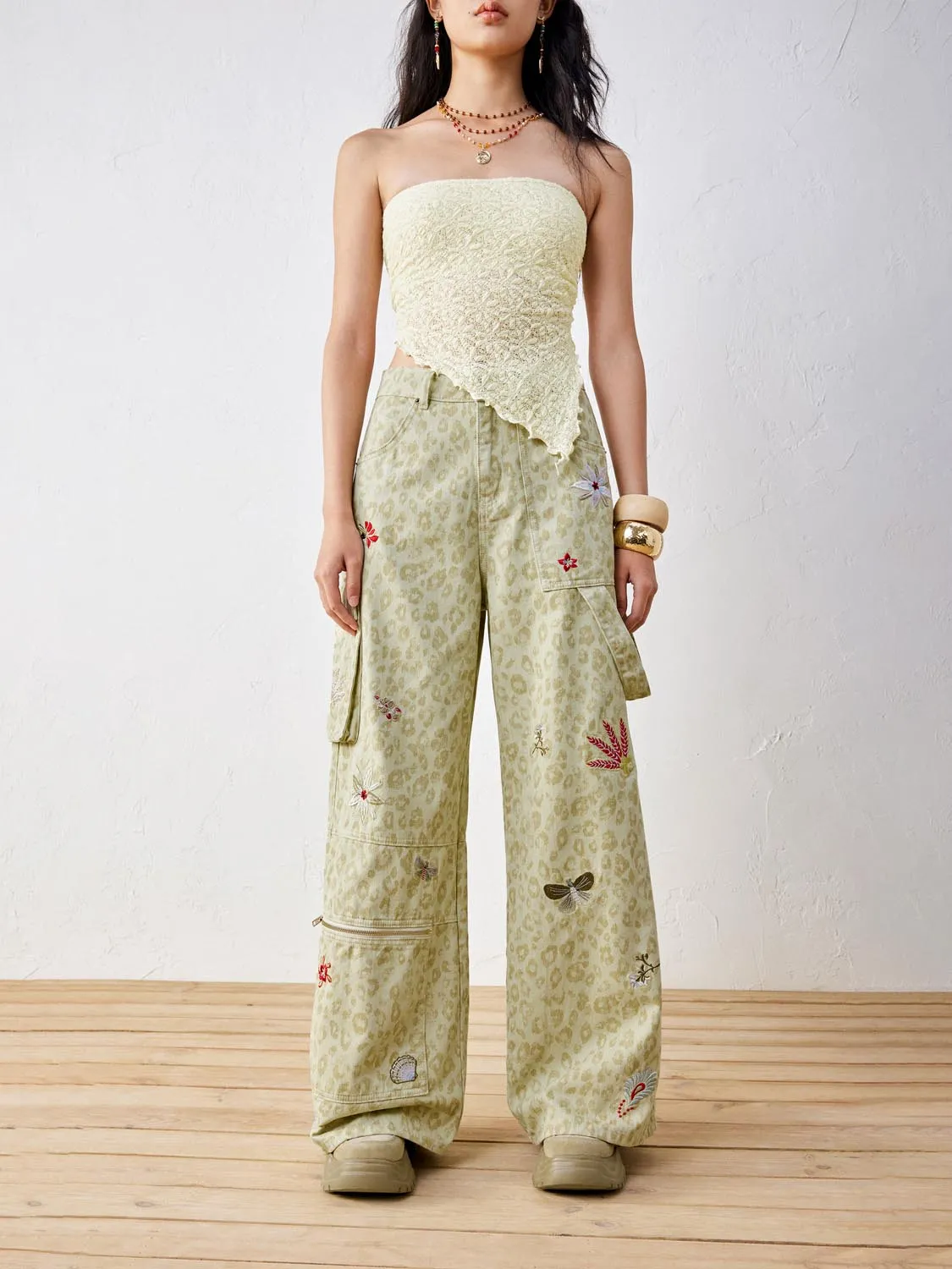 Leopard Skin Denim Jeans sold by Urban Revivo product image thumbnail 2