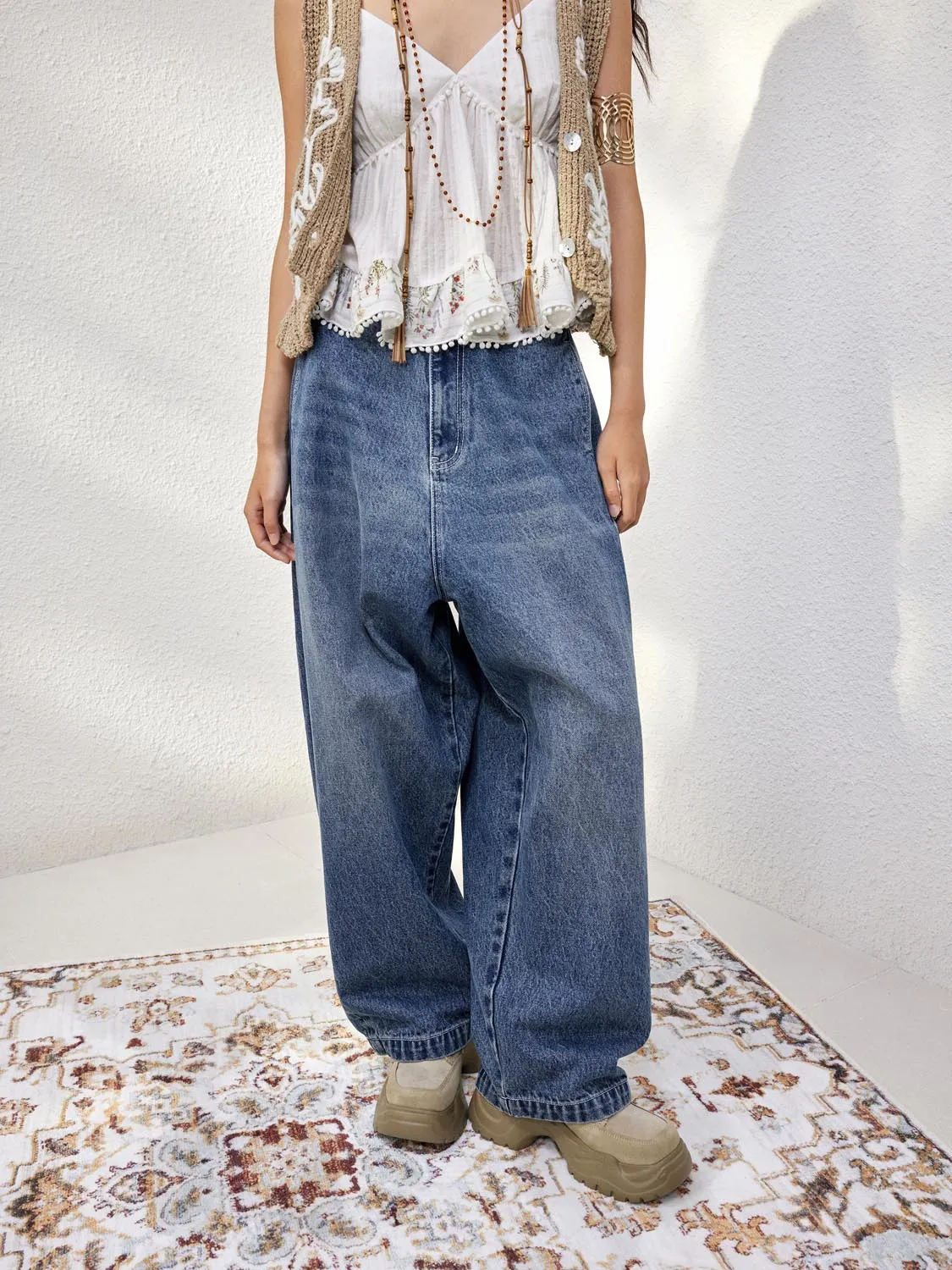 Wide-Leg Denim Jeans sold by Urban Revivo product image thumbnail 2