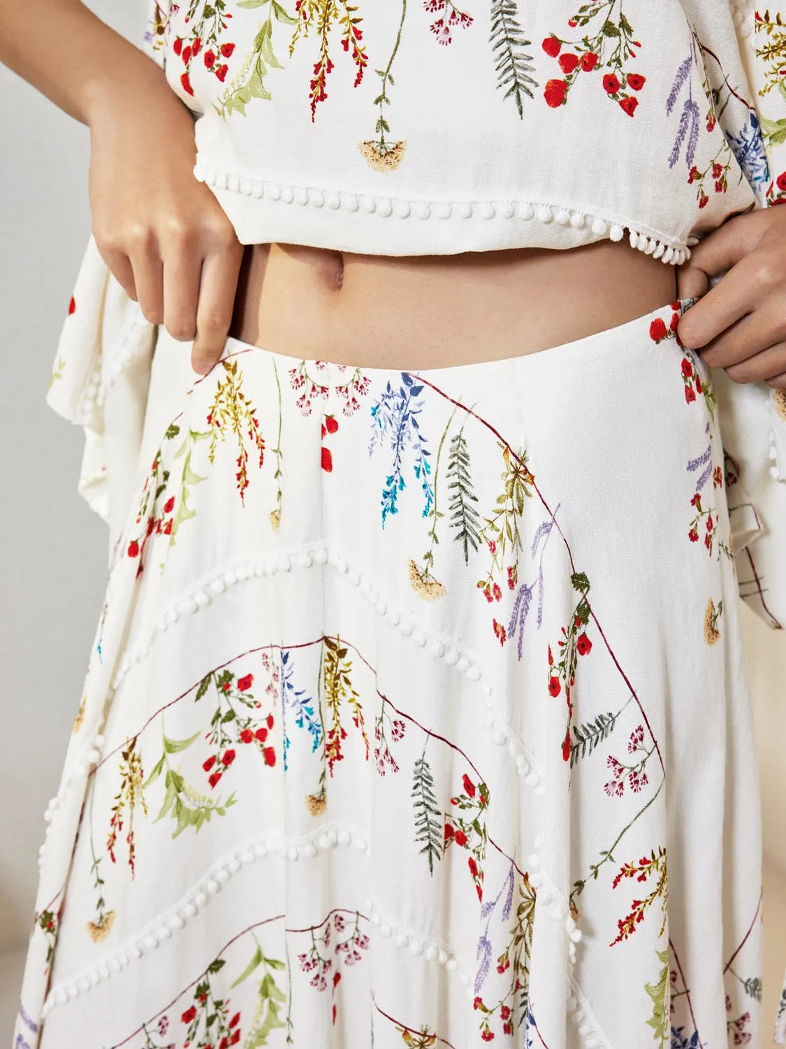 Floral A-Line Maxi Skirts sold by Urban Revivo product image thumbnail 5