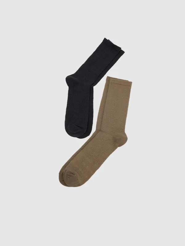 Mid-Length Socks sold by Urban Revivo