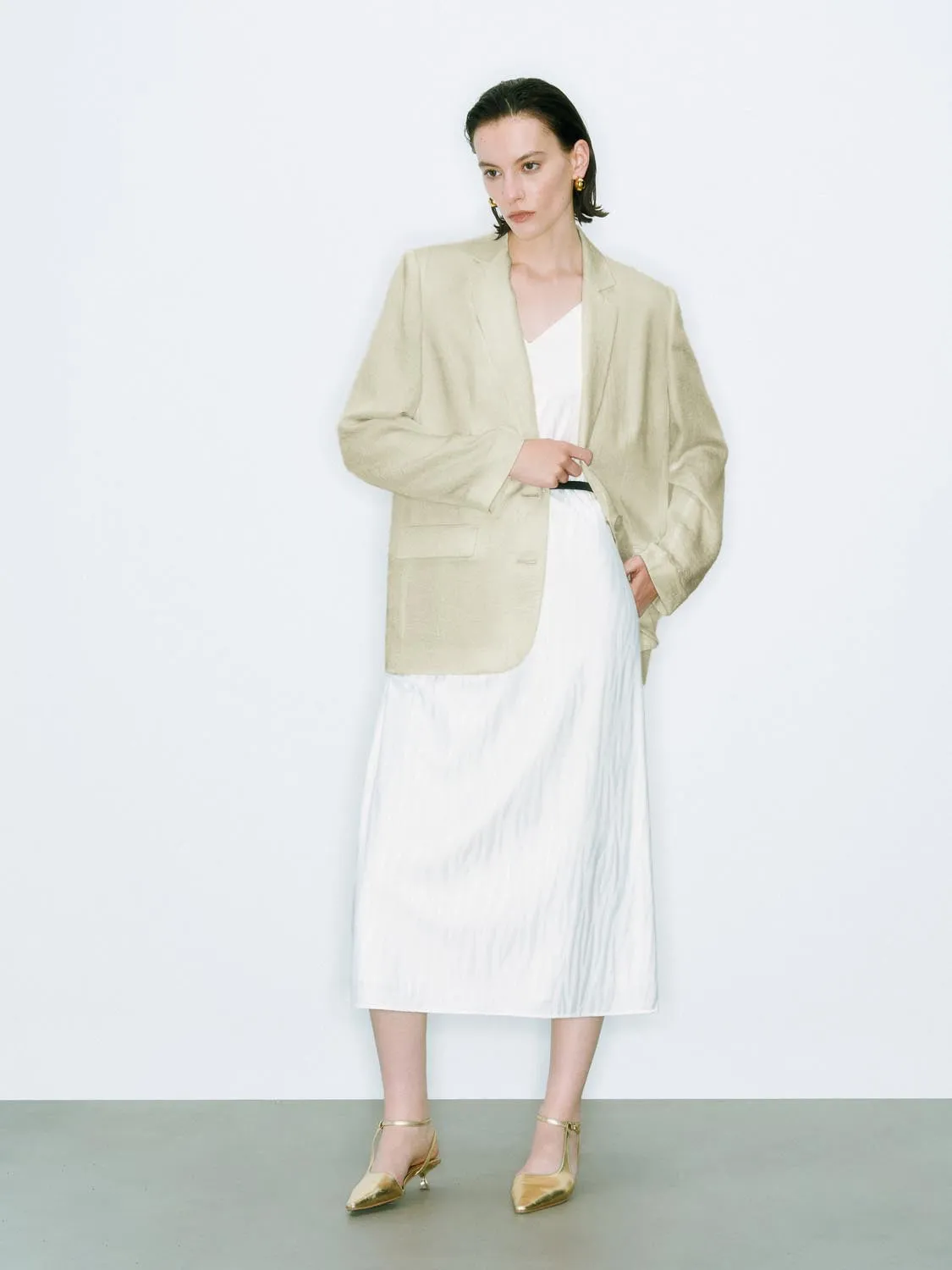 Notched Collar Blazers sold by Urban Revivo product image thumbnail 4