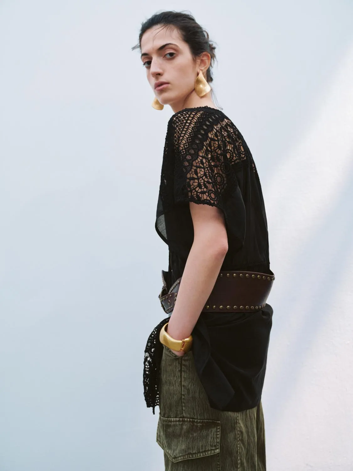 Short Sleeve Overhead Shirt sold by Urban Revivo product image thumbnail 2