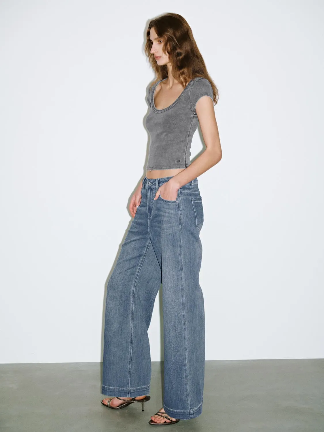 Short Sleeve T-Shirts sold by Urban Revivo product image thumbnail 5