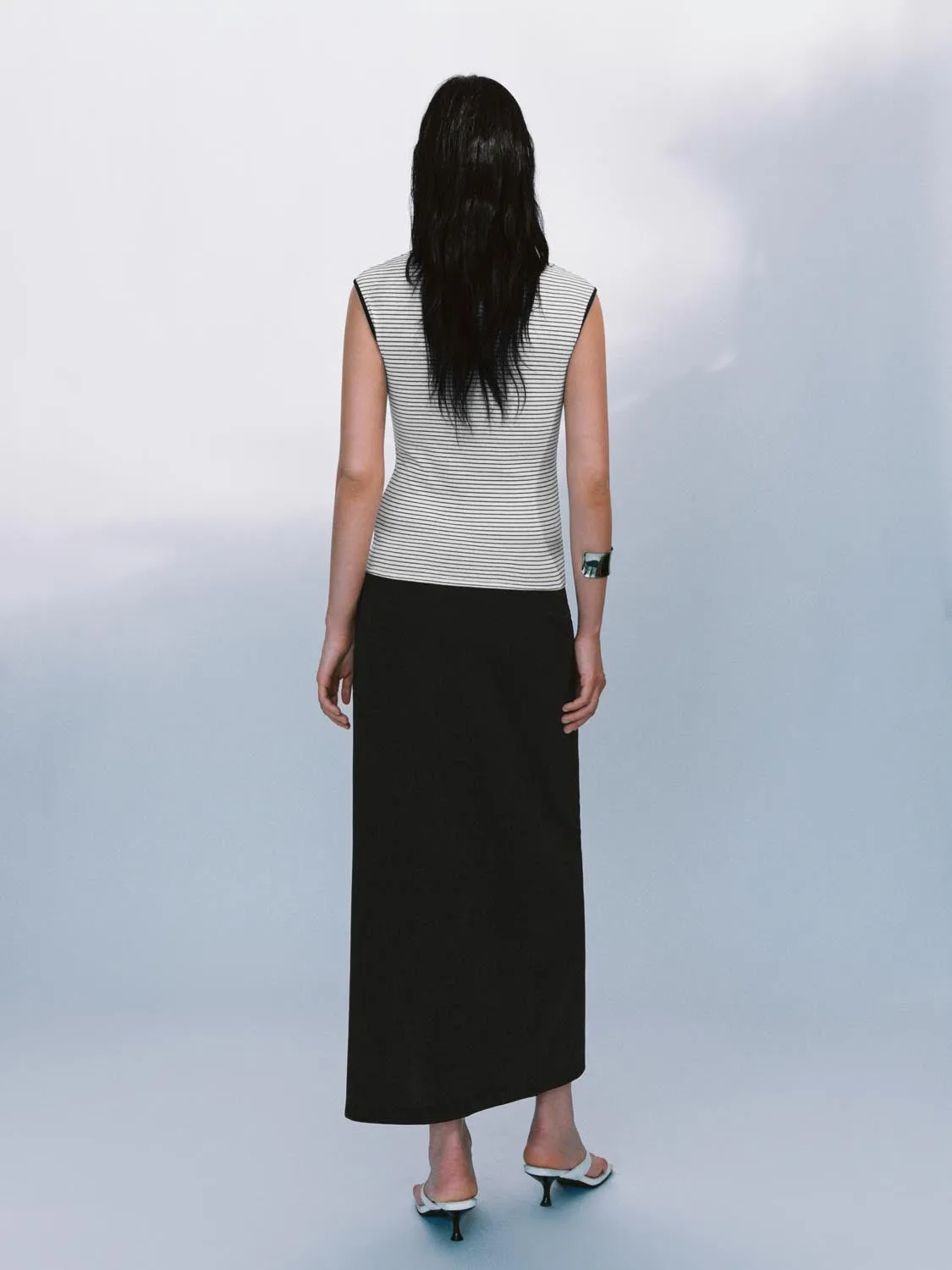 Split Hem Straight Maxi Skirts sold by Urban Revivo product image thumbnail 4