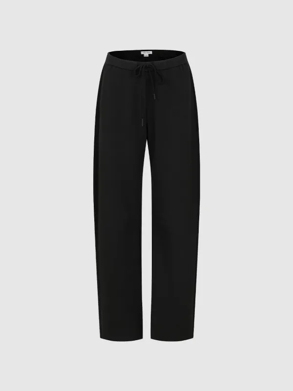 Trousers sold by Urban Revivo