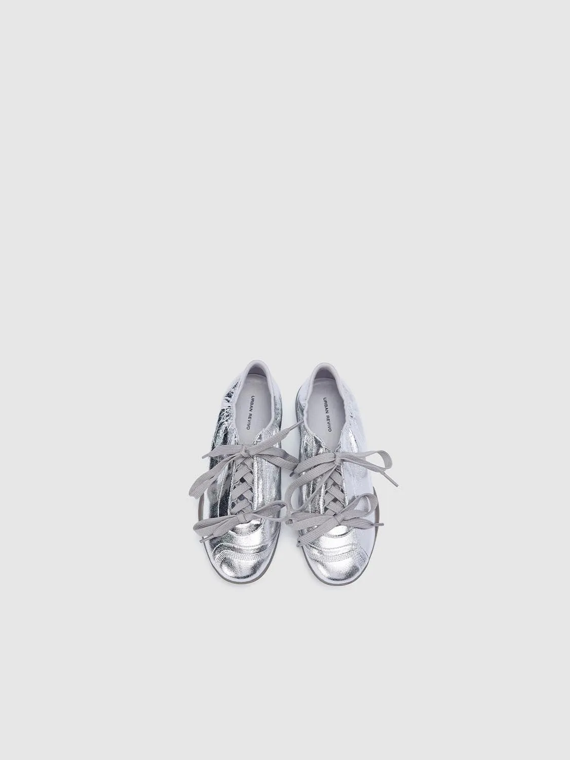 Pumps sold by Urban Revivo product image thumbnail 2