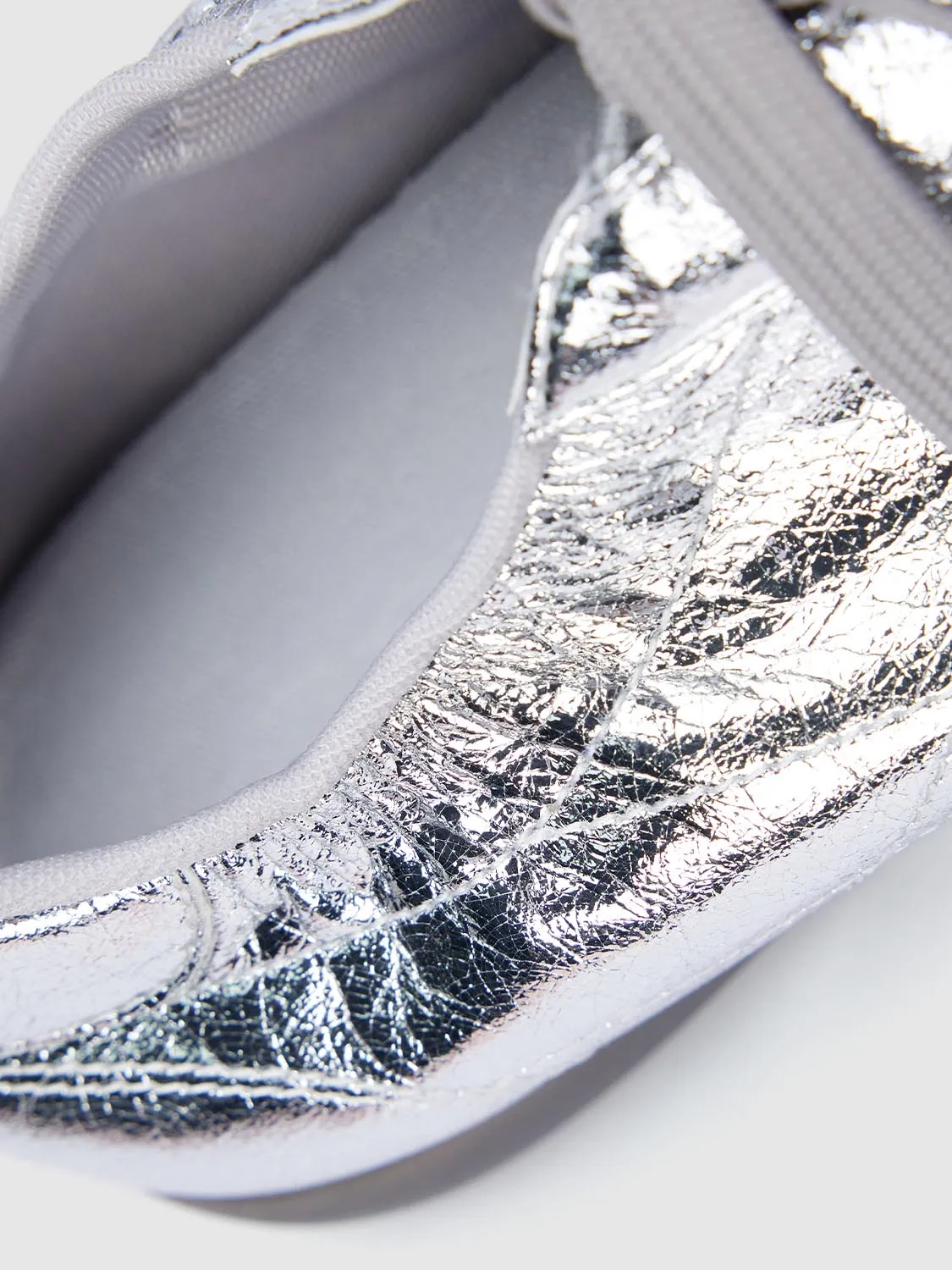Pumps sold by Urban Revivo product image thumbnail 5