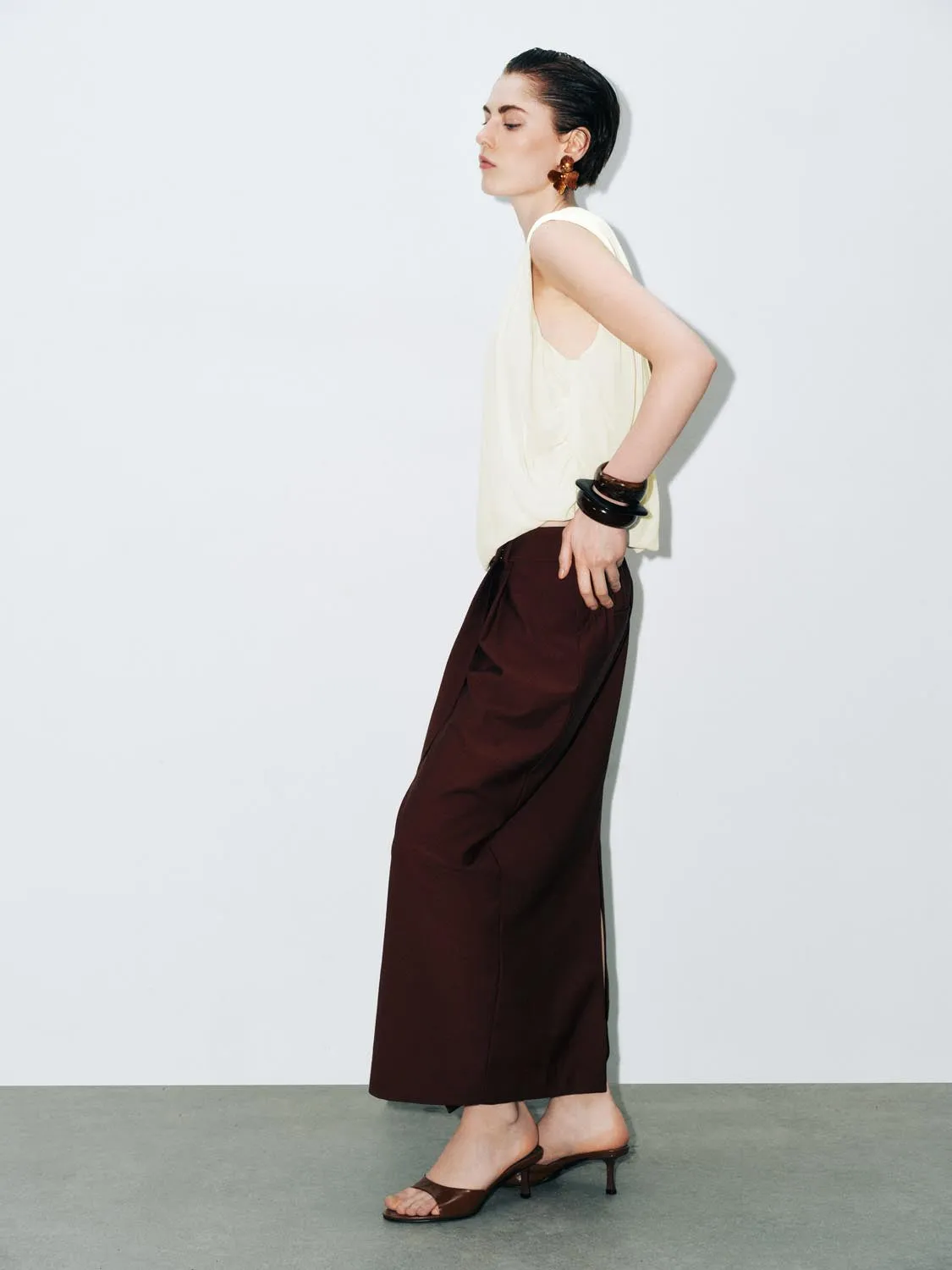 Bubble Overhead Shirts sold by Urban Revivo product image thumbnail 5