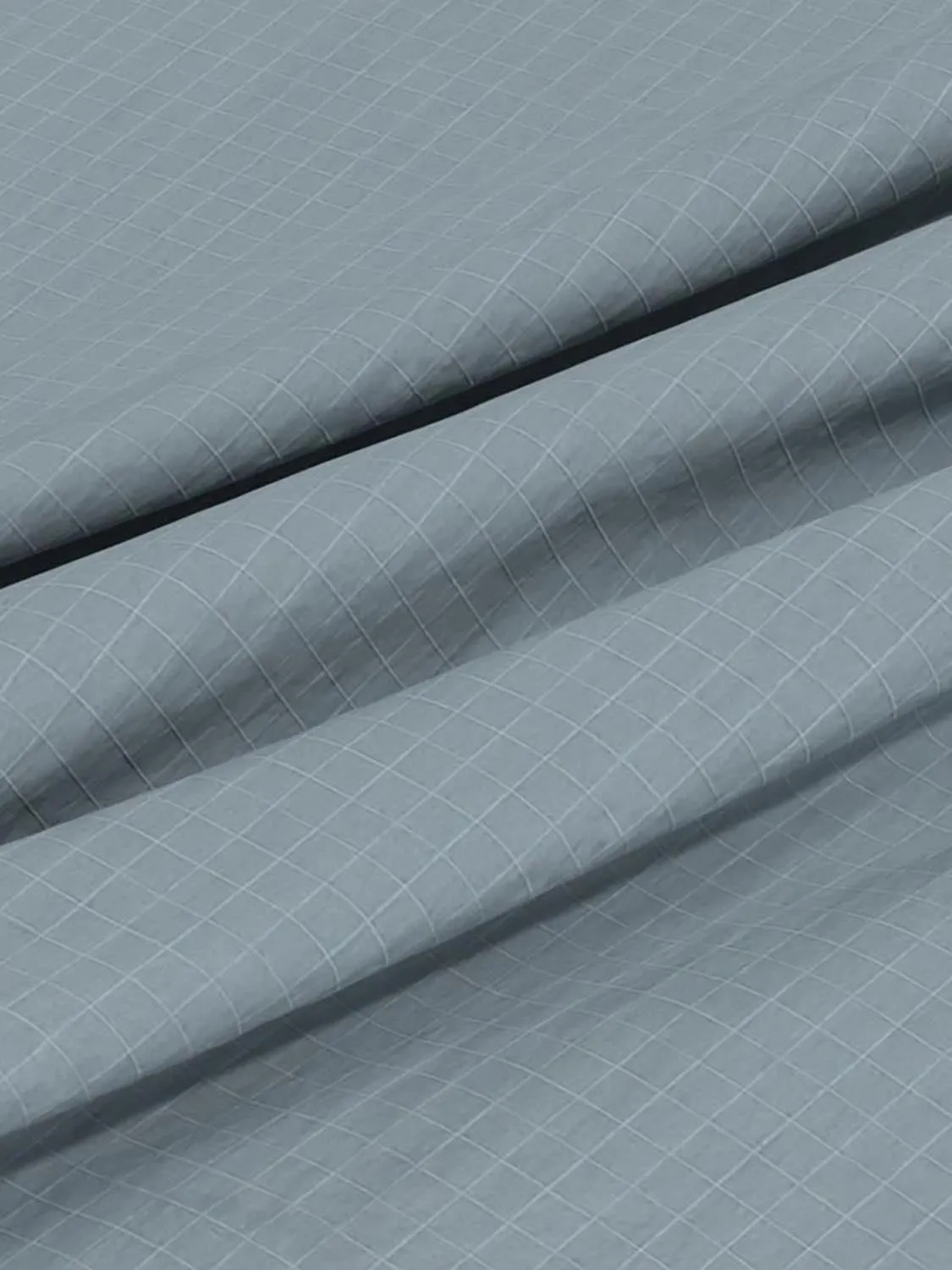 Overhead Shirt sold by Urban Revivo product image thumbnail 3