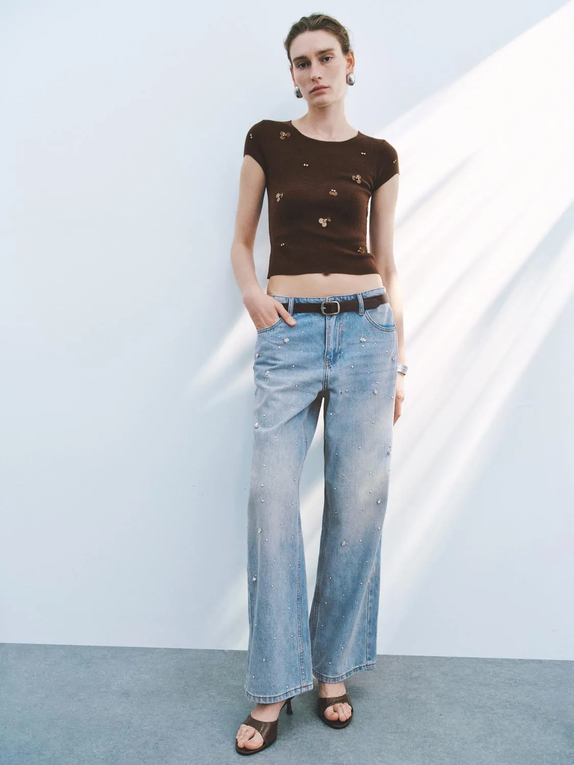 Short Sleeve Knitted T-Shirts sold by Urban Revivo product image thumbnail 5
