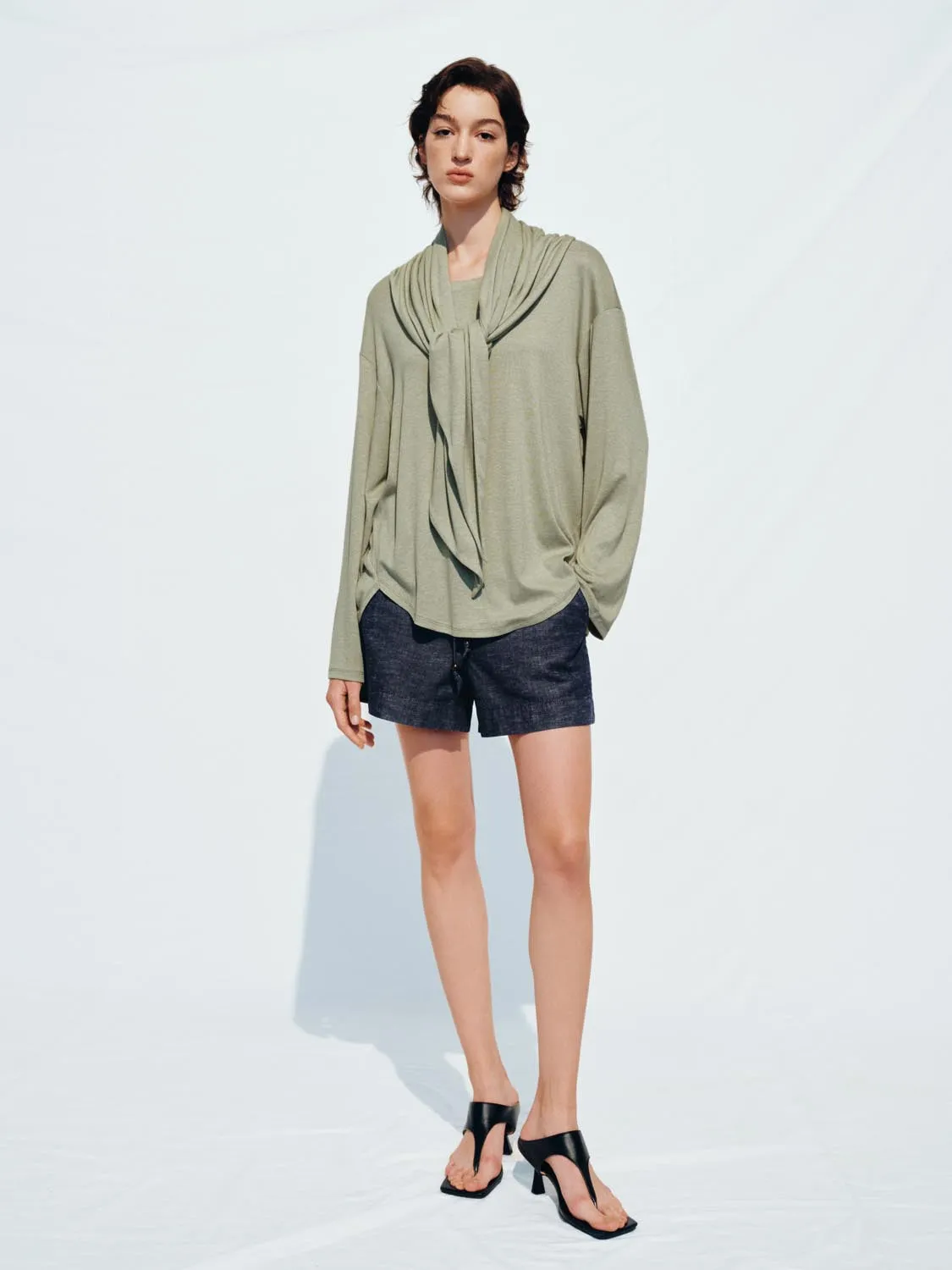 Scarf Decor T-Shirts sold by Urban Revivo product image thumbnail 4