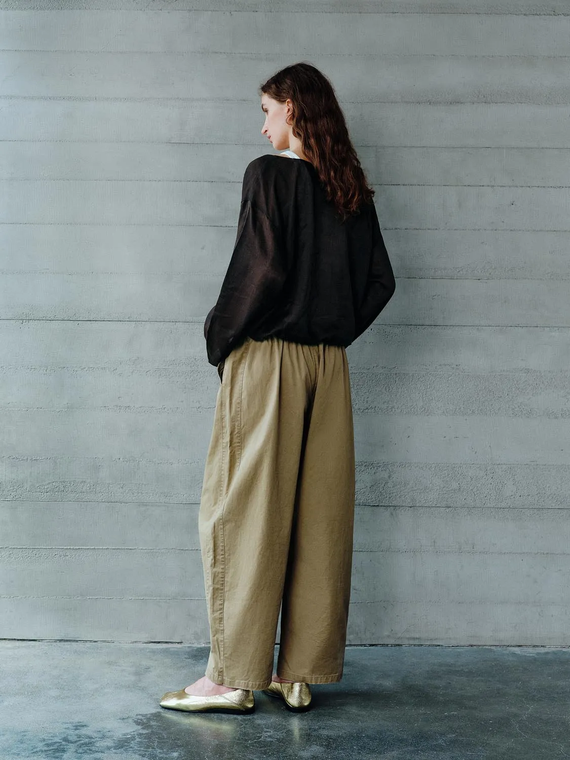 Trousers sold by Urban Revivo product image thumbnail 4