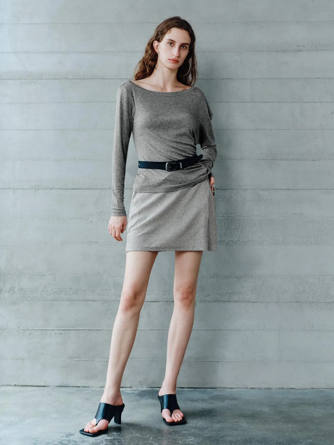 One Shoulder Long Sleeve T-Shirts sold by Urban Revivo product image thumbnail 5