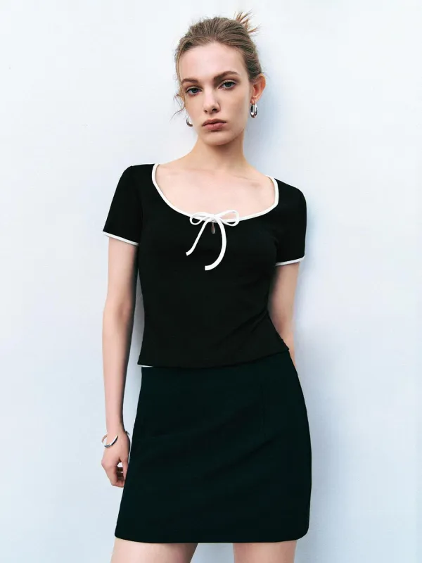 Contrast Trim T-Shirts sold by Urban Revivo