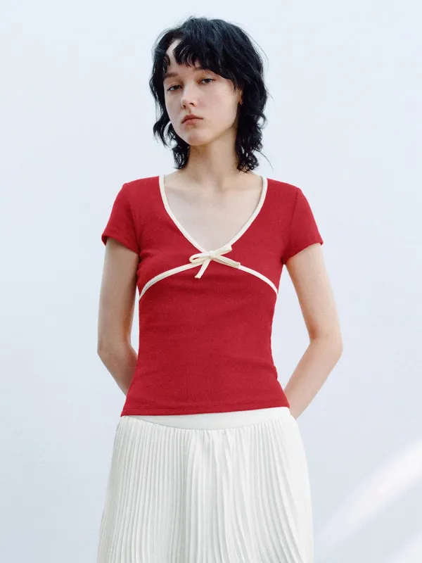 Contrast Trim T-Shirts sold by Urban Revivo