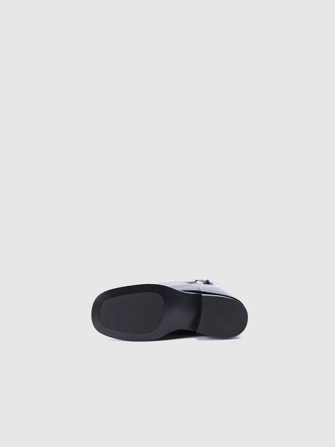 Boots sold by Urban Revivo product image thumbnail 4