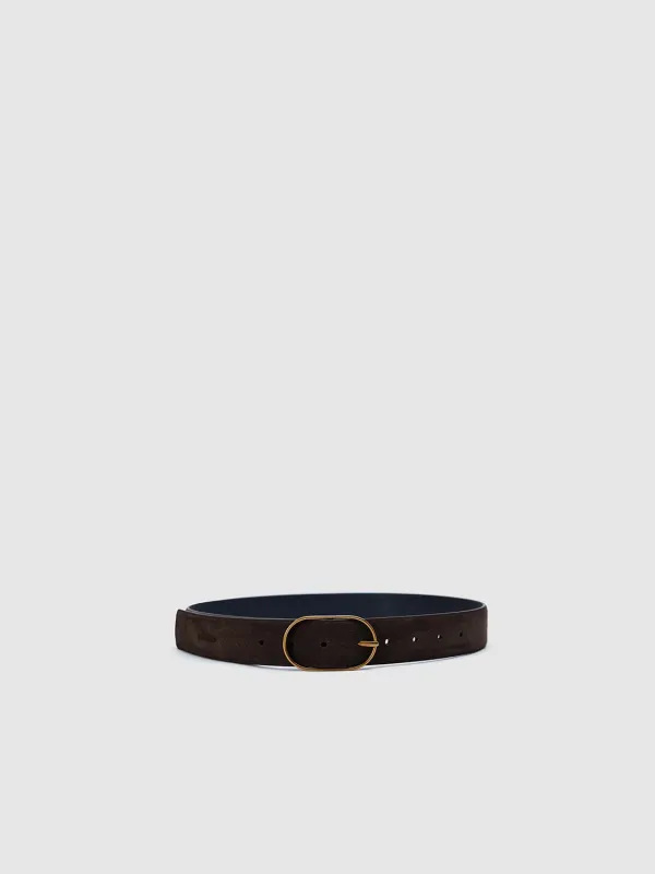 Belts sold by Urban Revivo