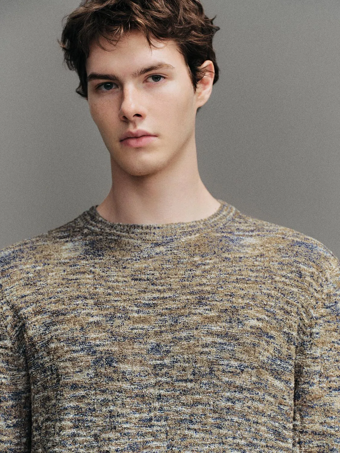 Knitted T-Shirts sold by Urban Revivo product image thumbnail 3