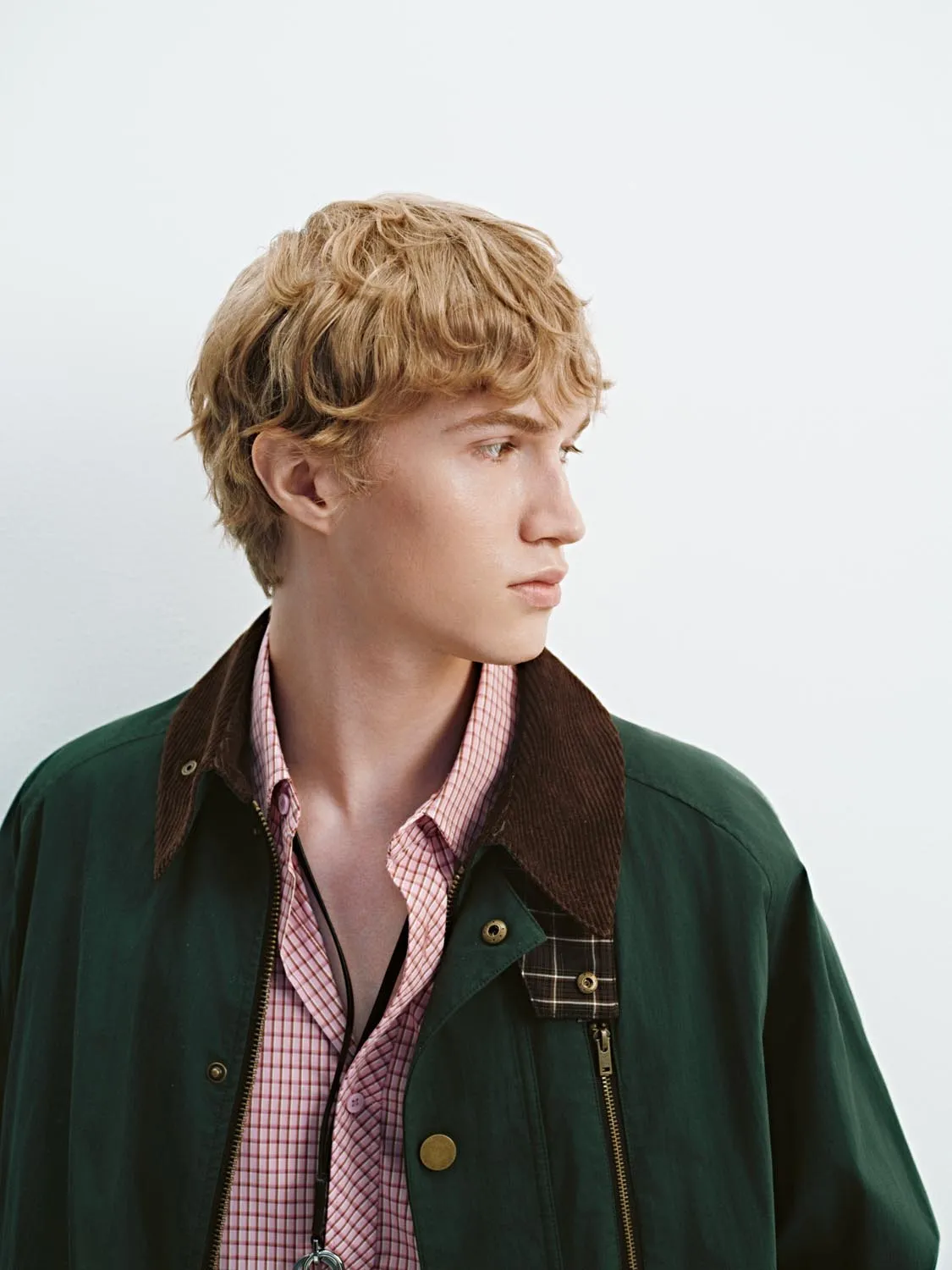 Jackets sold by Urban Revivo product image thumbnail 3