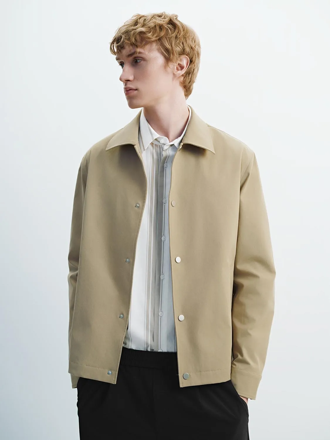 Jackets sold by Urban Revivo product image thumbnail 4