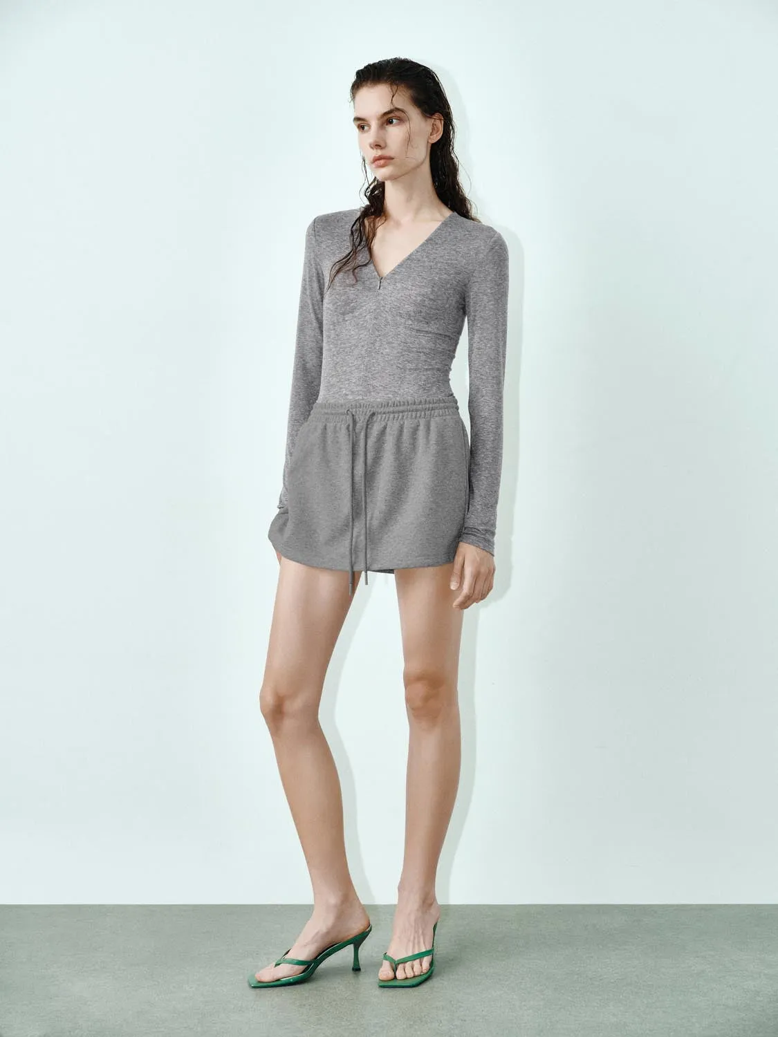 Long Sleeve T-Shirts sold by Urban Revivo product image thumbnail 5