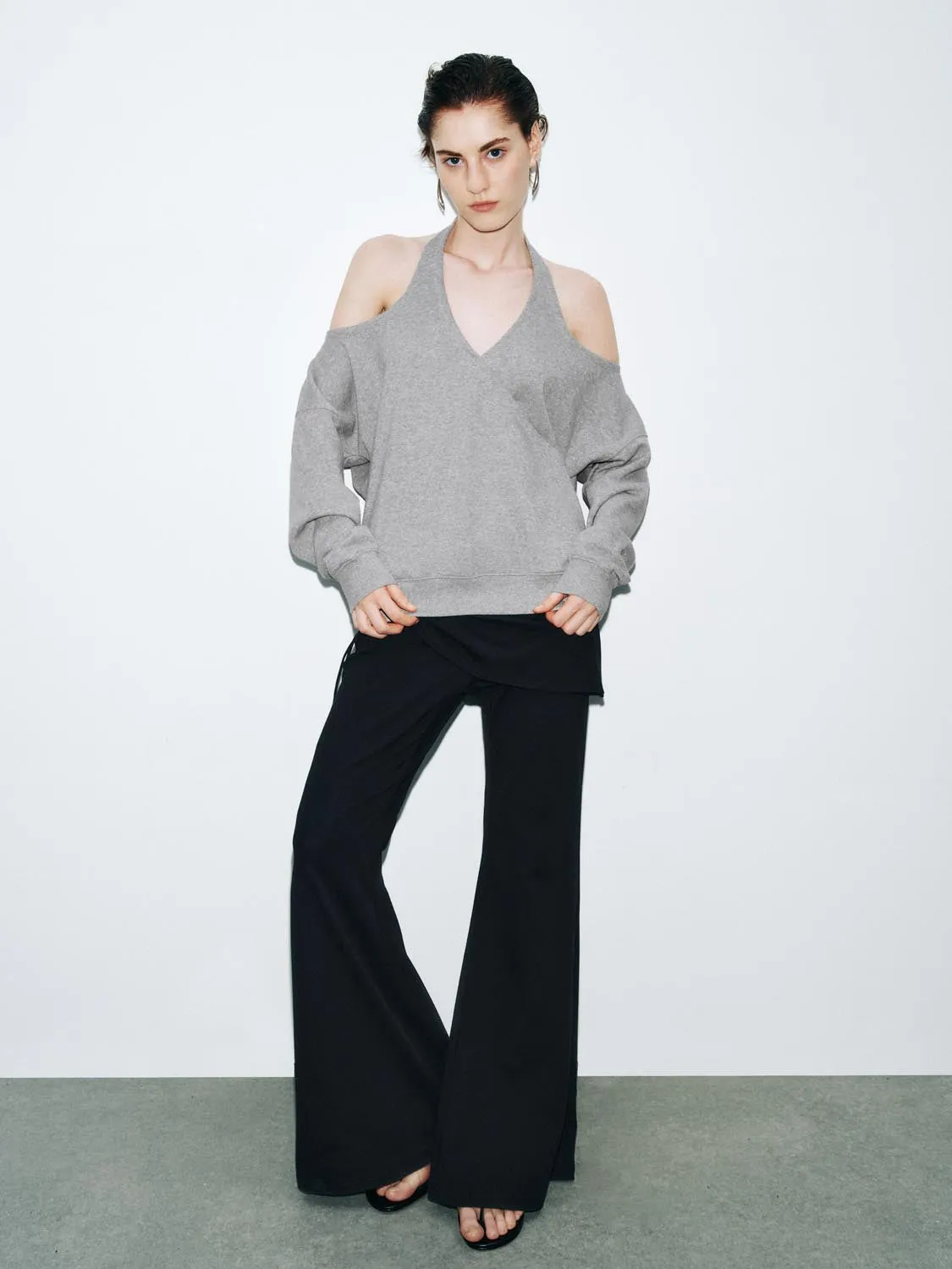 Halter Neck Sweatshirts sold by Urban Revivo product image thumbnail 5