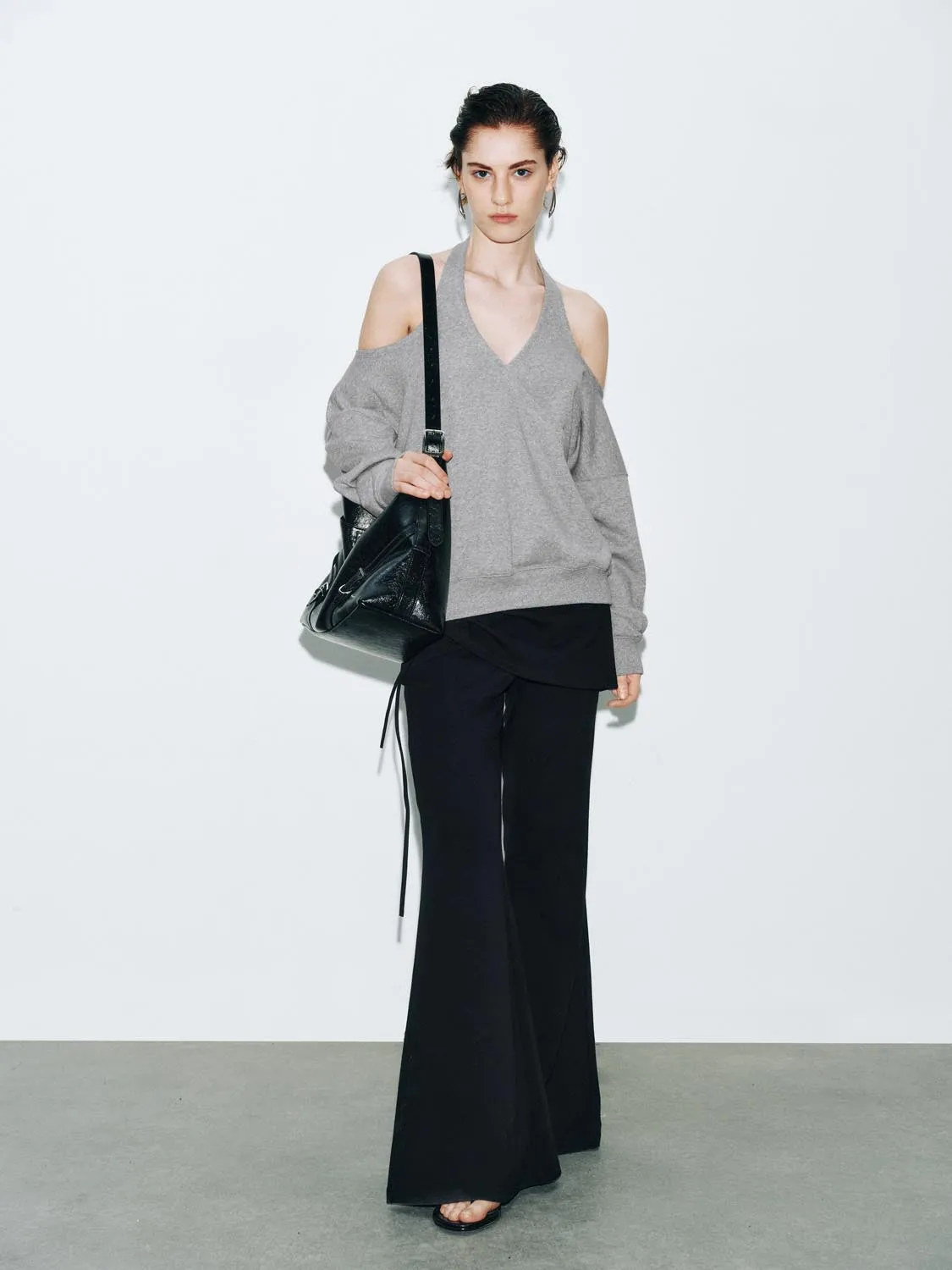 Halter Neck Sweatshirts sold by Urban Revivo product image thumbnail 4