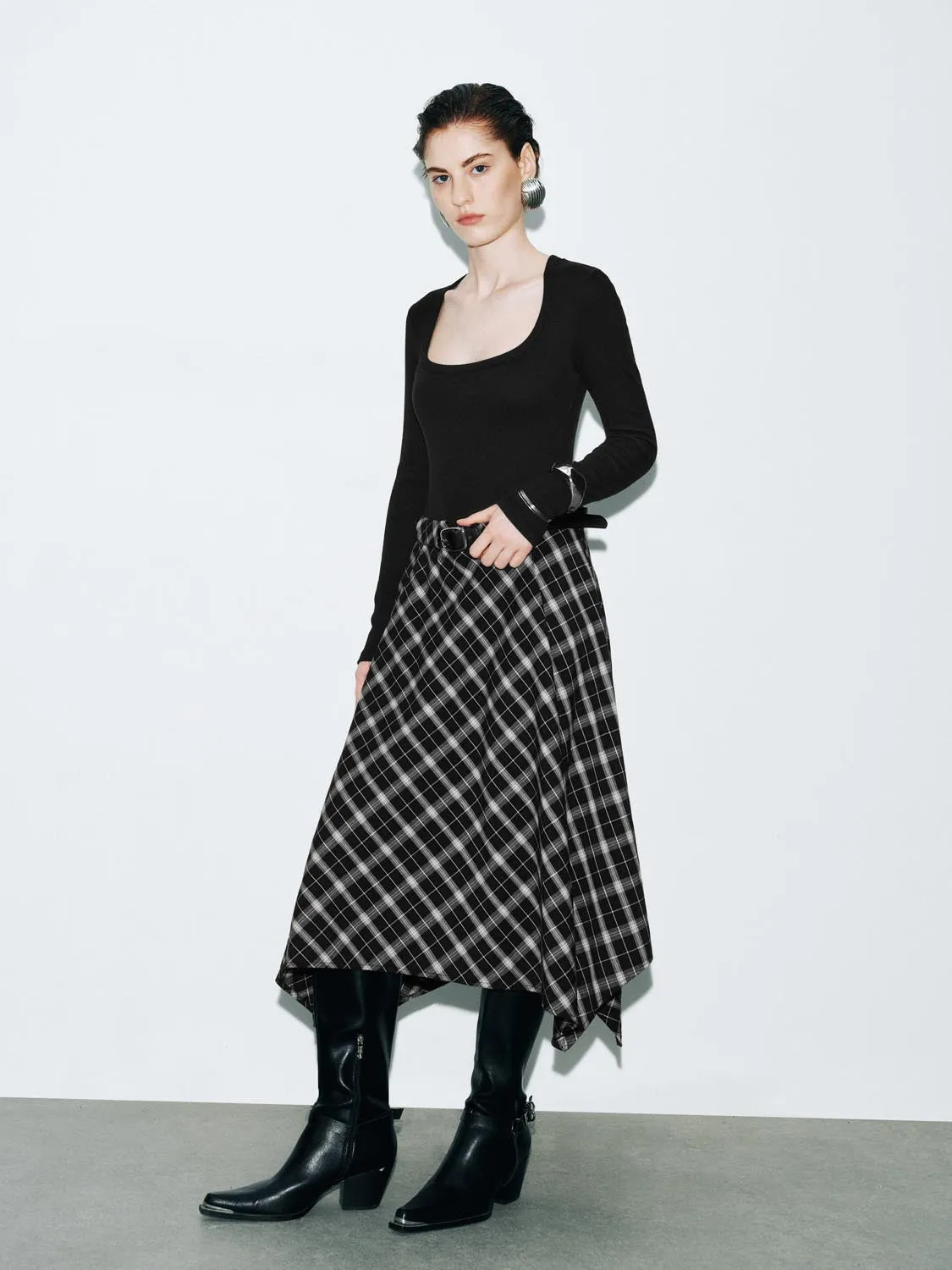 A-Line Maxi Dresses sold by Urban Revivo product image thumbnail 4