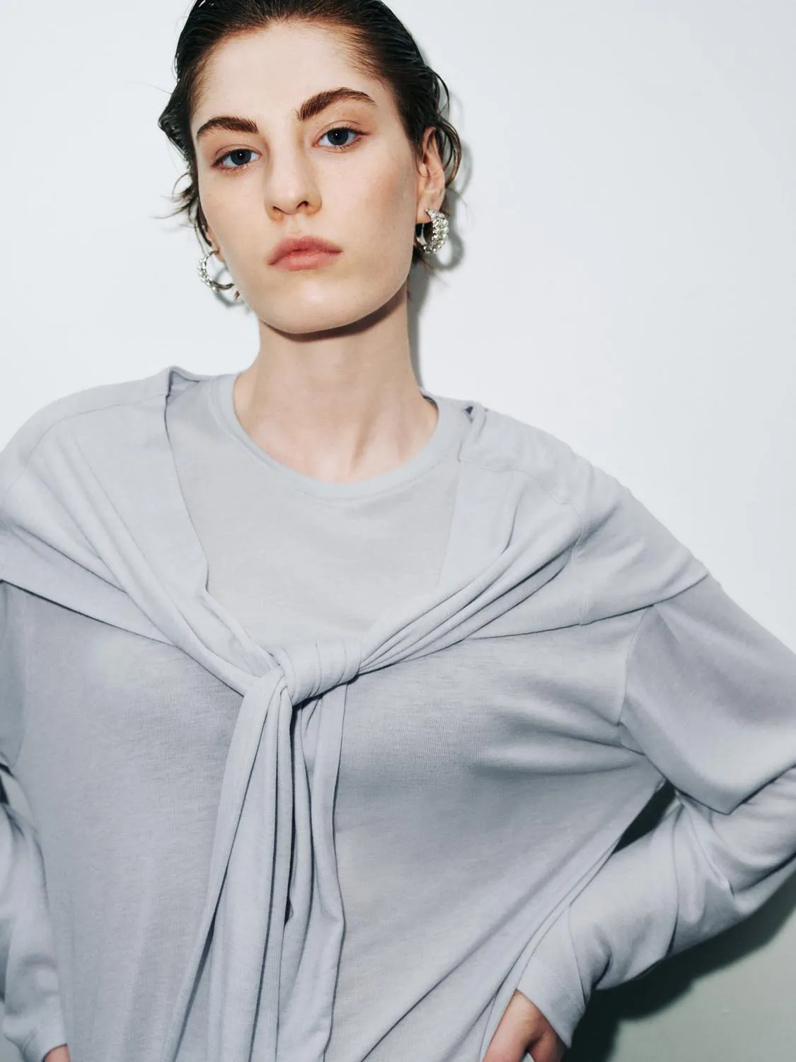 Scarf Décor Long Sleeve T-Shirts sold by Urban Revivo product image thumbnail 3