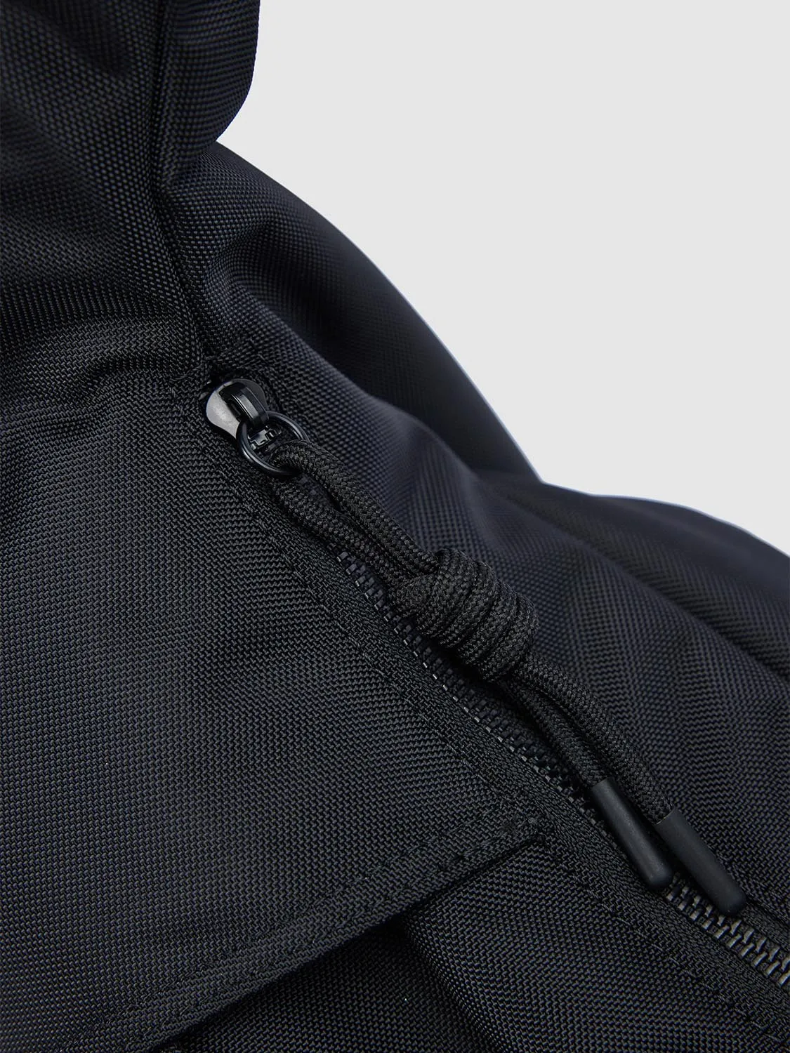 Wide Strap Large Crossbody Bags sold by Urban Revivo product image thumbnail 4