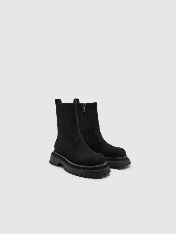 Platform Boots sold by Urban Revivo