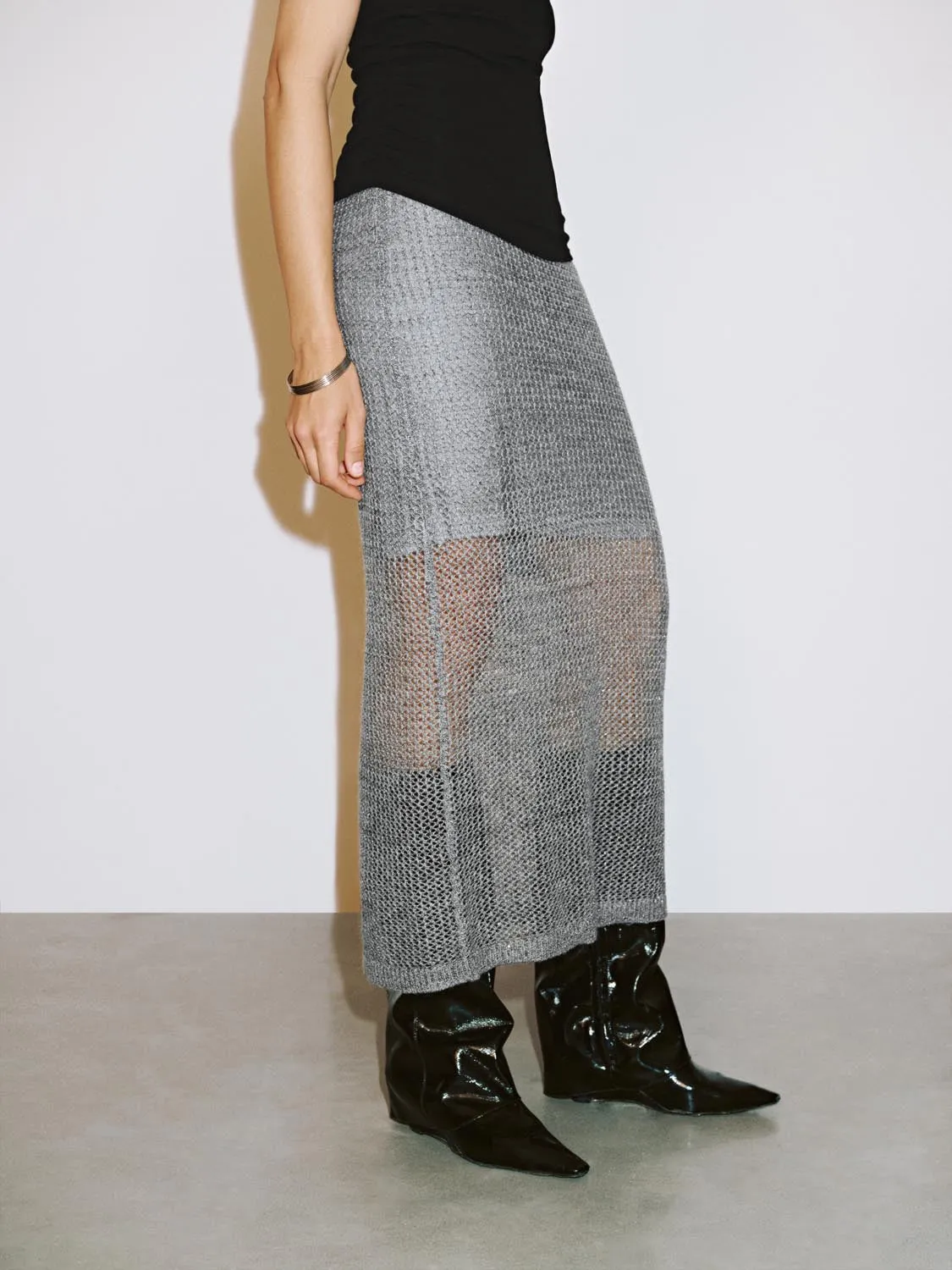Skinny Knitted Midi Skirts sold by Urban Revivo product image thumbnail 3