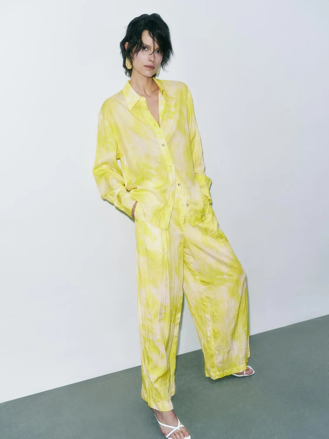 Colorblock Loose Shirts sold by Urban Revivo product image thumbnail 5